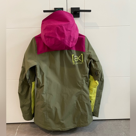 Women's Burton [ak] GORE‑TEX 2L Jacket - Sz Medium - Picture 2 of 5